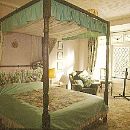 The Tudor Court Hotel Solihull Chambre photo